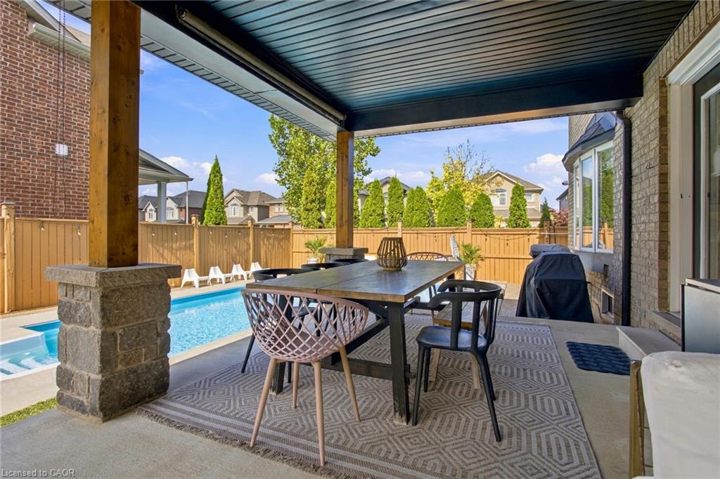 253 Upper Mount Albion Road Property Photo 42