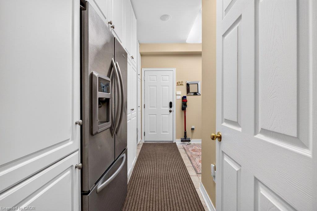 4278 Clubview Drive Property Photo 18