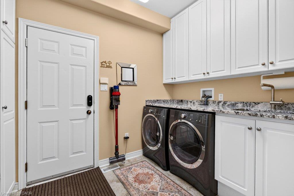 4278 Clubview Drive Property Photo 19