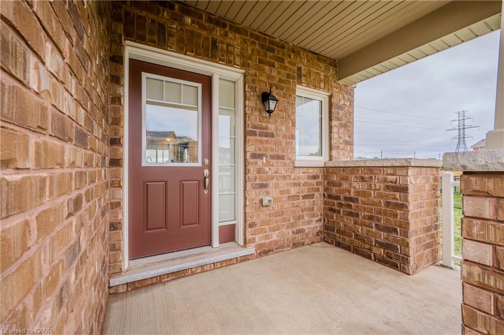 112 Watermill Street Property Photo 5