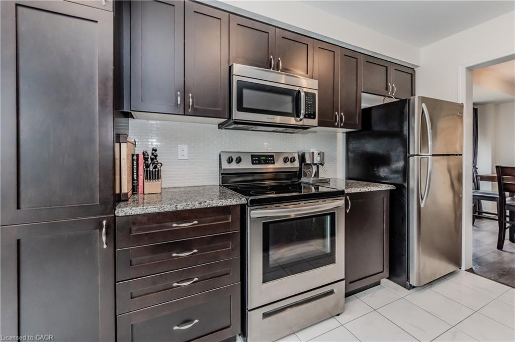 112 Watermill Street Property Photo 16