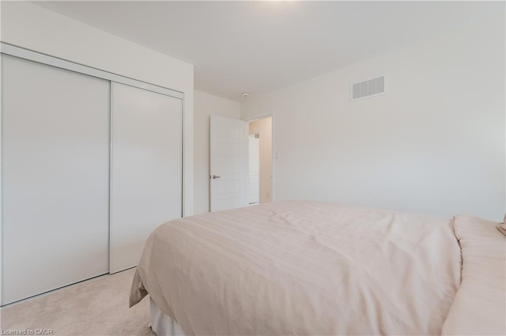 112 Watermill Street Property Photo 26