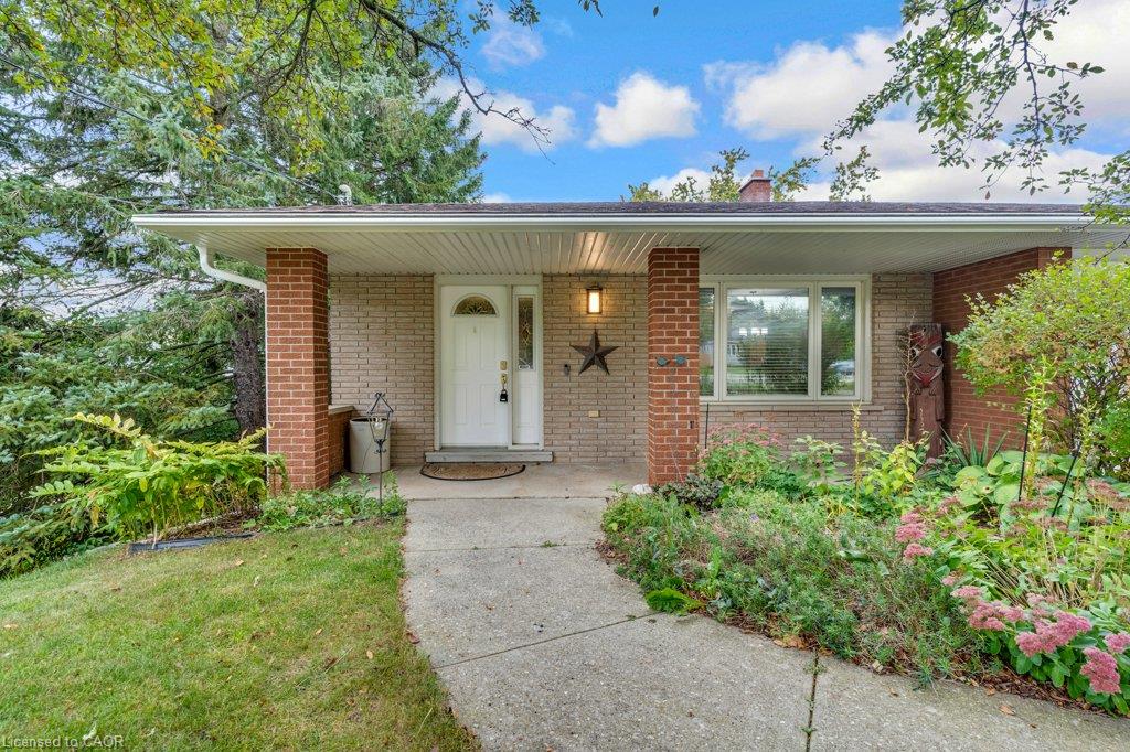 7778 Highway 7 Property Photo 4