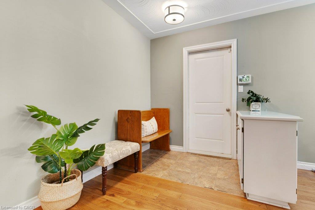 7778 Highway 7 Property Photo 12