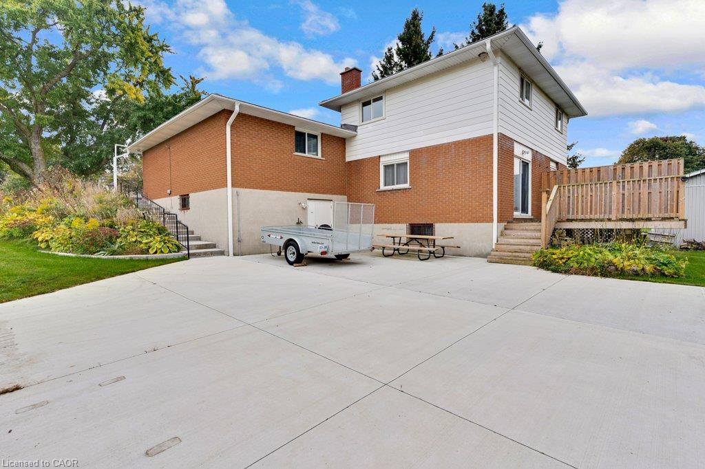 7778 Highway 7 Property Photo 38