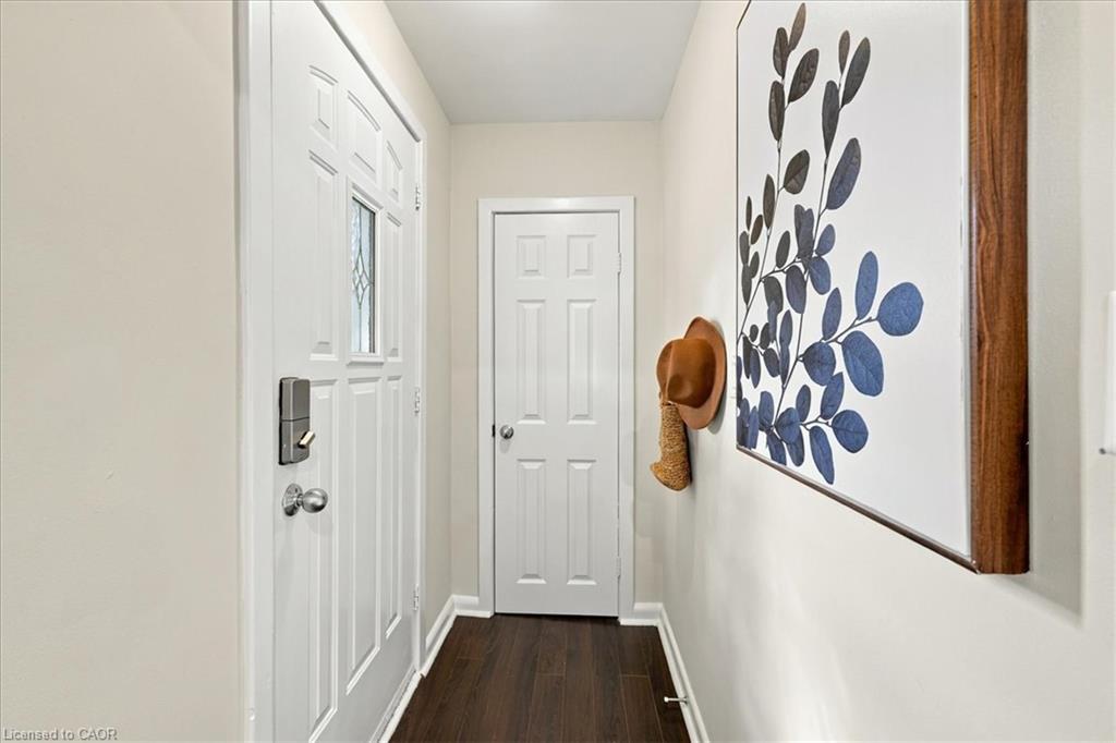 480 Rosseau Road Property Photo 4