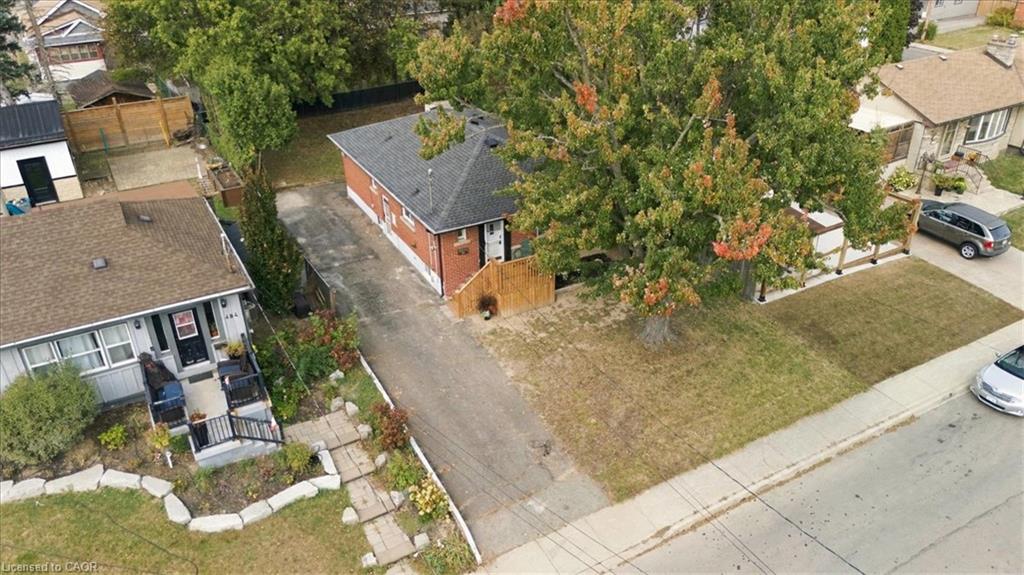 480 Rosseau Road Property Photo 28