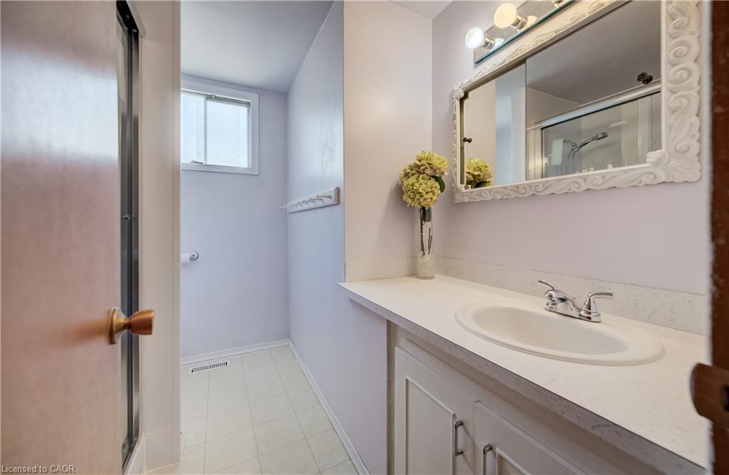 30 Kingswood Drive Property Photo 17