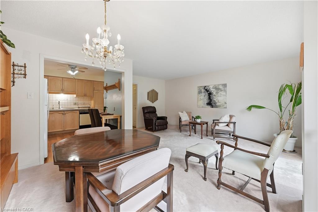 10-1310 Upper Wentworth Street Property Photo 15