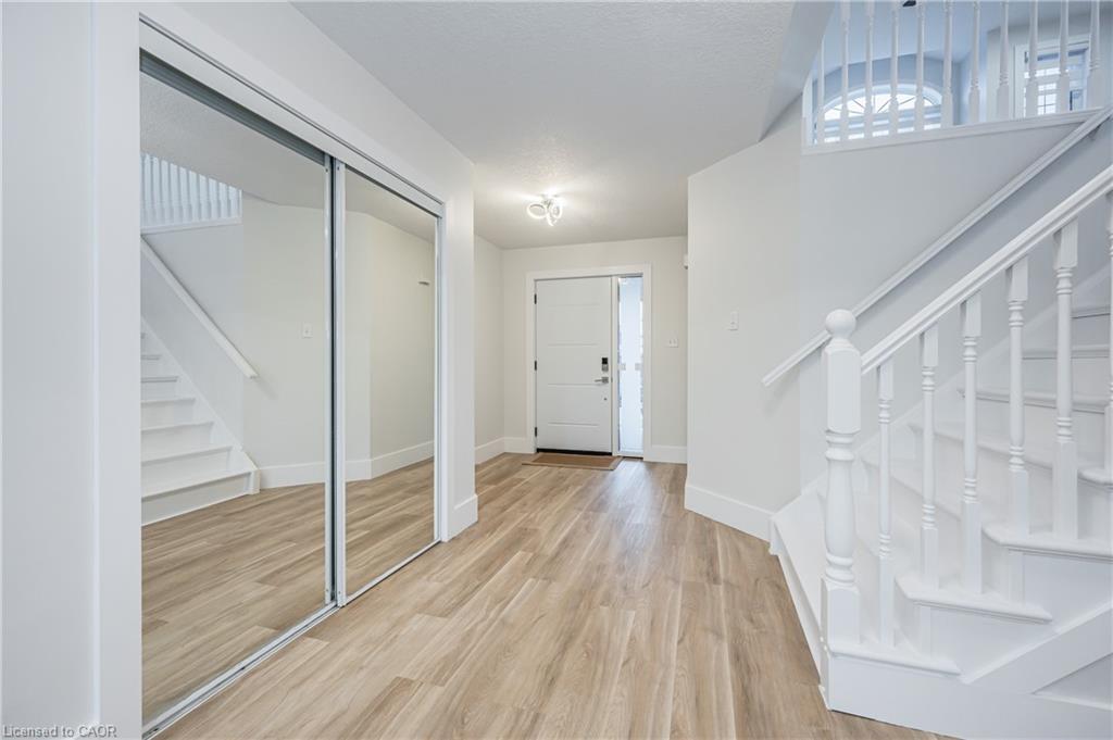 125 Steepleridge Street Property Photo 10