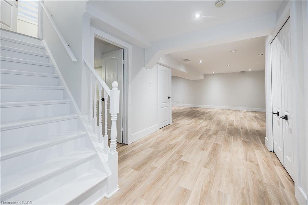 125 Steepleridge Street Property Photo 18