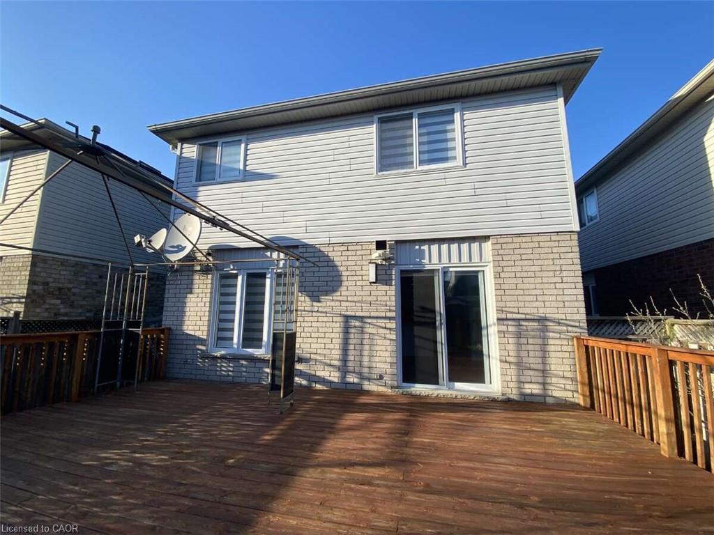 125 Steepleridge Street Property Photo 23