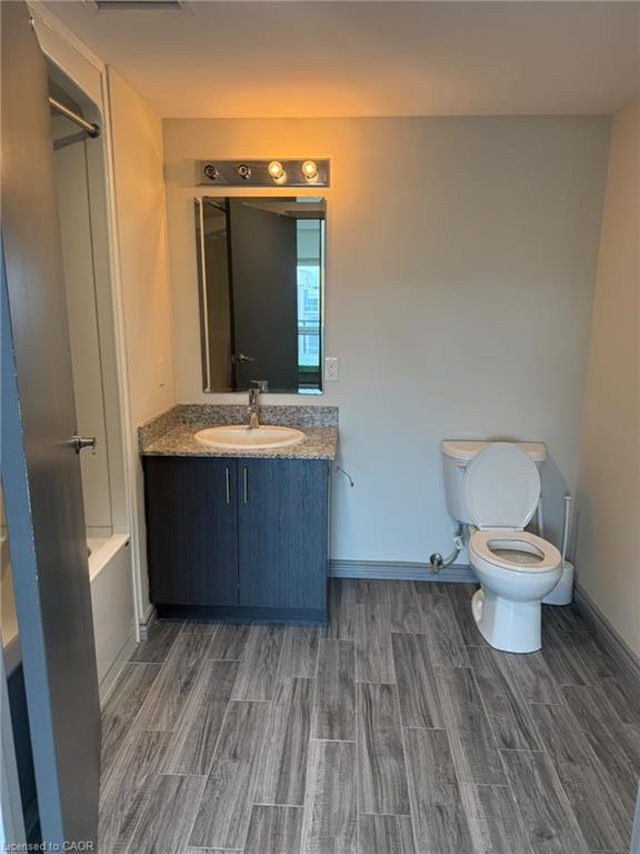 F-275 Larch Street Property Photo 8