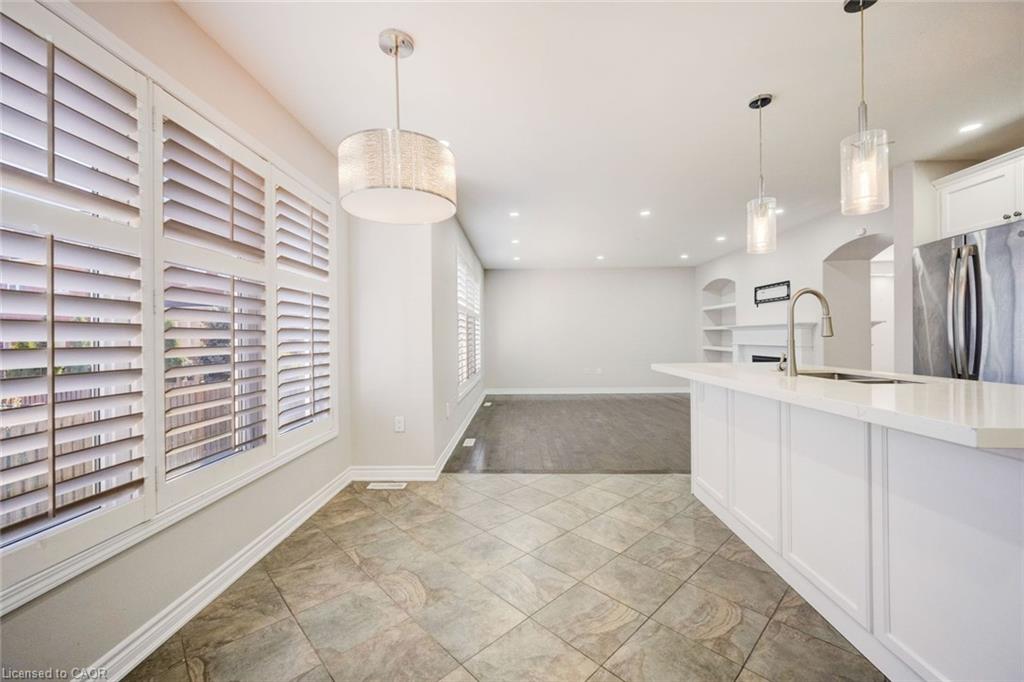 358 Laundon Terrace Property Photo 16