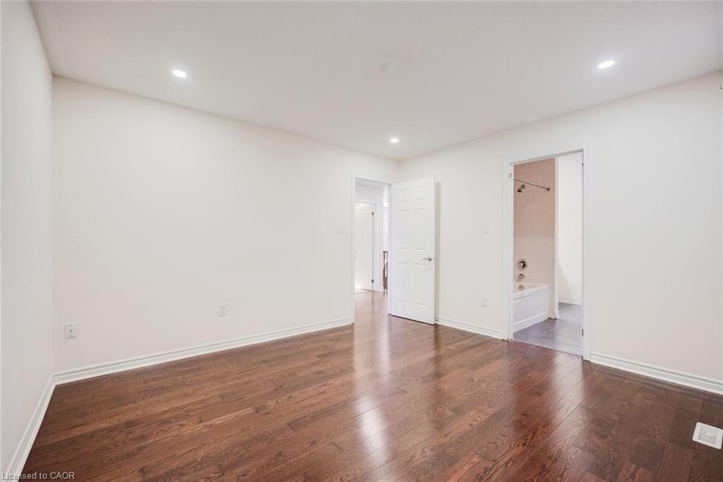 358 Laundon Terrace Property Photo 25