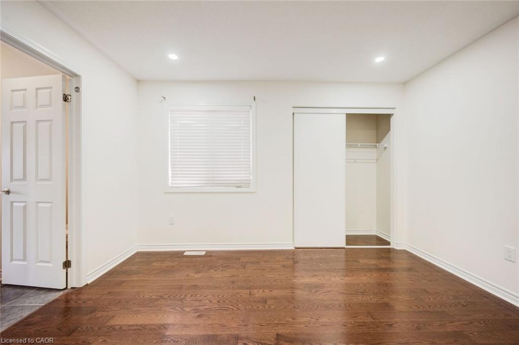 358 Laundon Terrace Property Photo 26