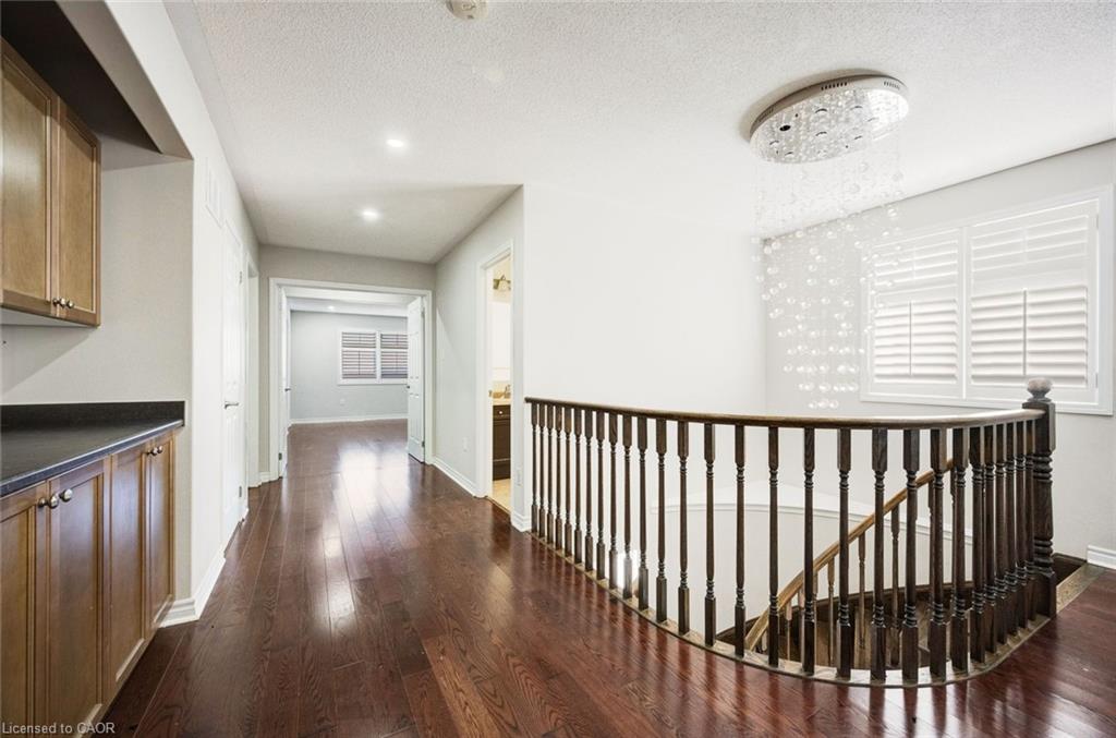 358 Laundon Terrace Property Photo 34