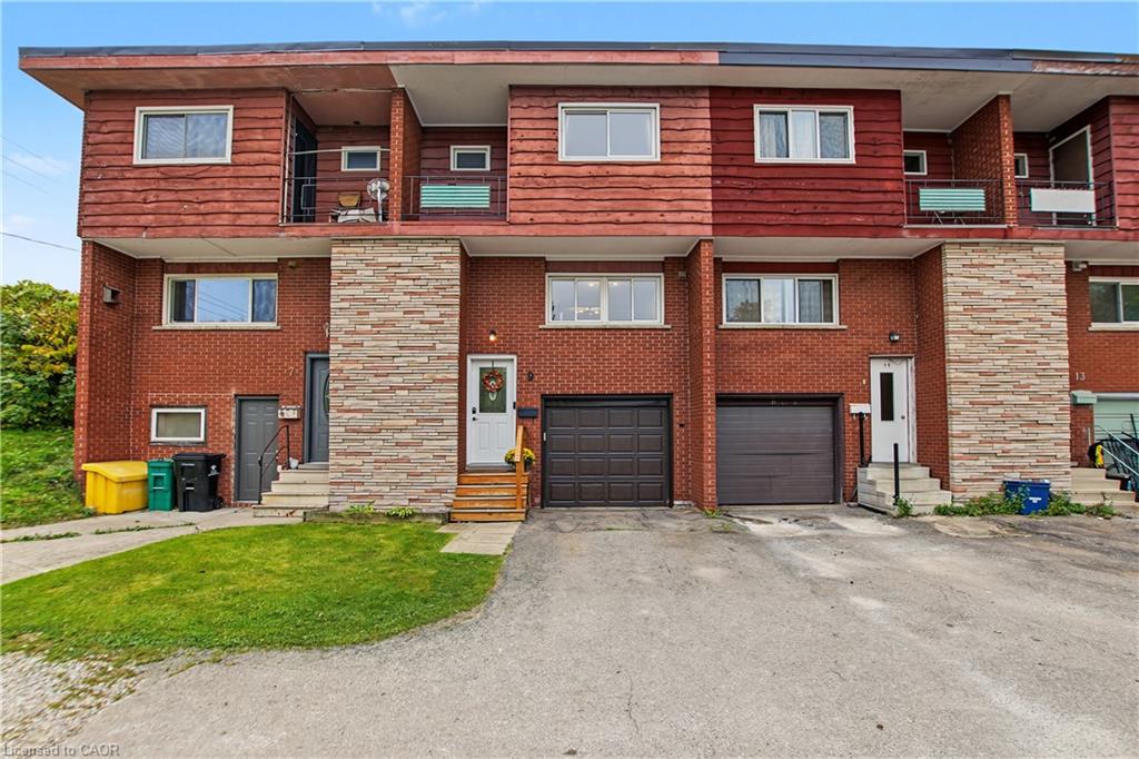 9 Greenbrook Drive Property Photo 2