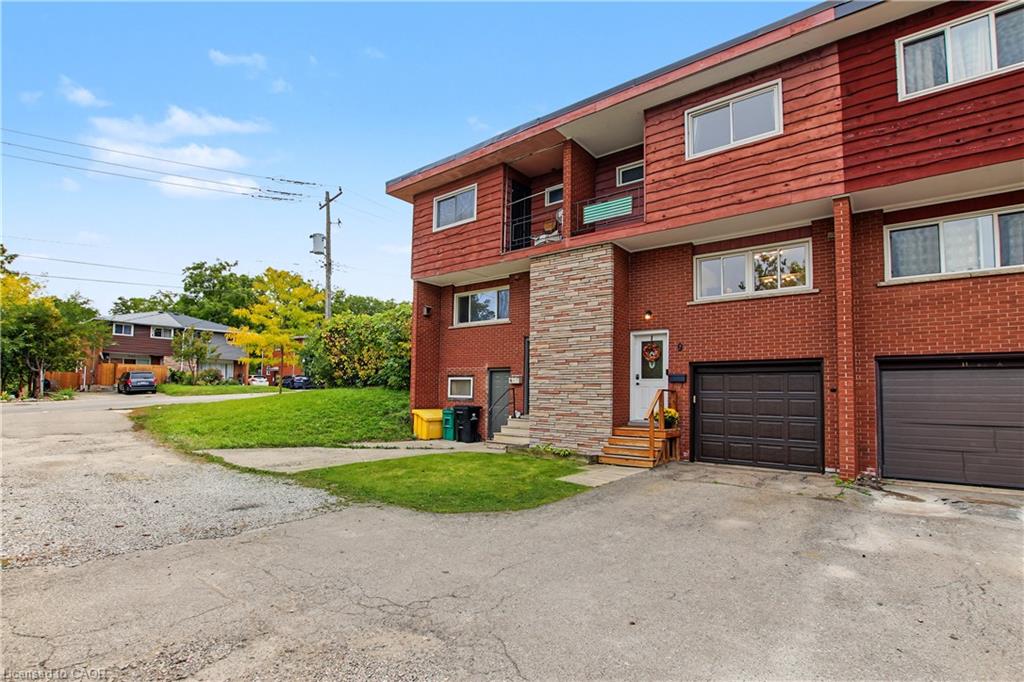 9 Greenbrook Drive Property Photo 3