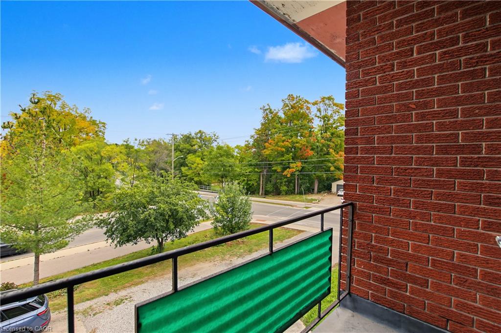 9 Greenbrook Drive Property Photo 22