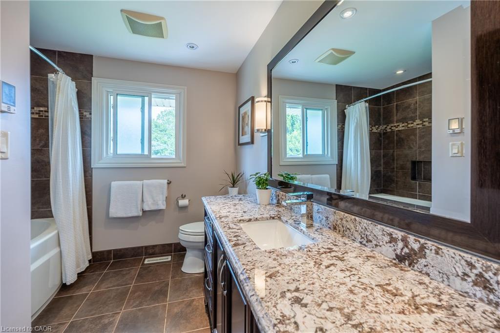 43 Berkley Crescent Property Photo 14