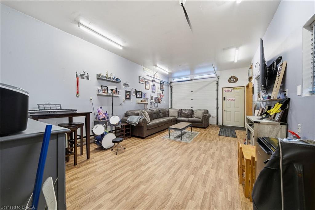 13 Forest Road Property Photo 32