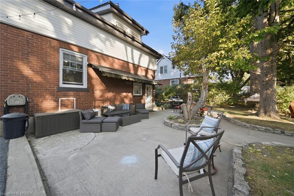 13 Forest Road Property Photo 36