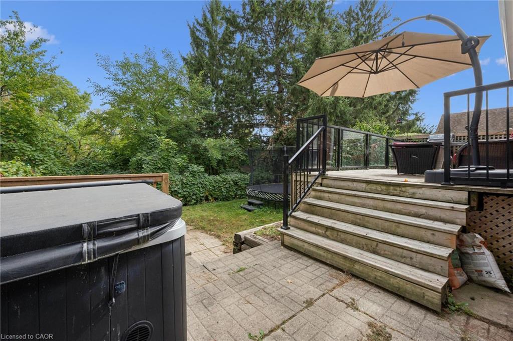 173 Cedar Street S Property Photo 29