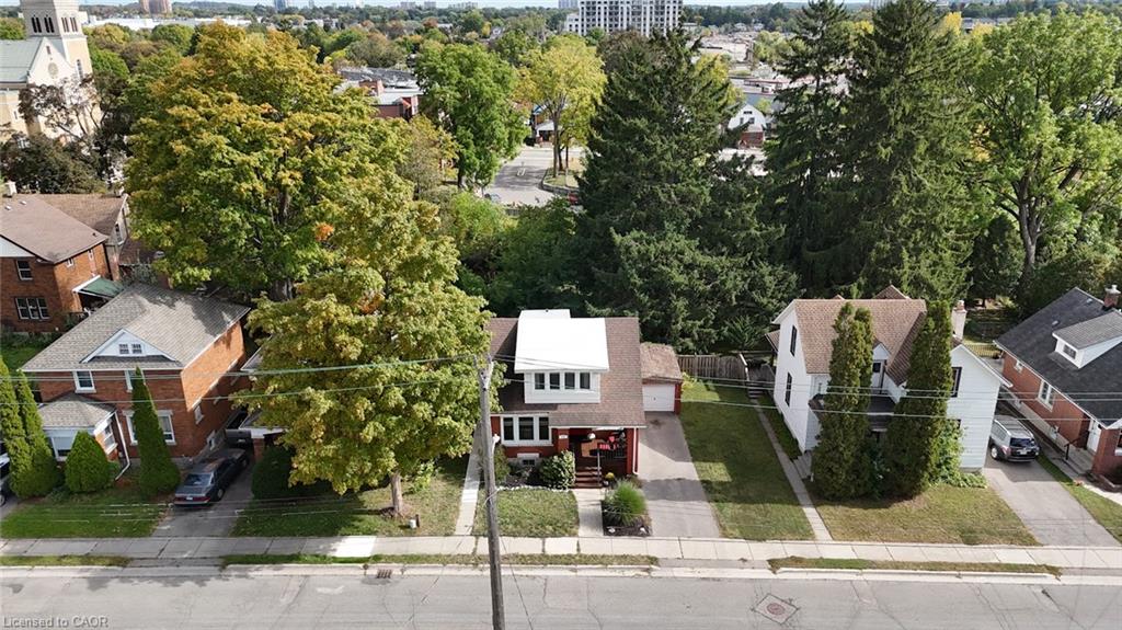 173 Cedar Street S Property Photo 38
