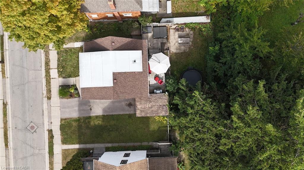 173 Cedar Street S Property Photo 40