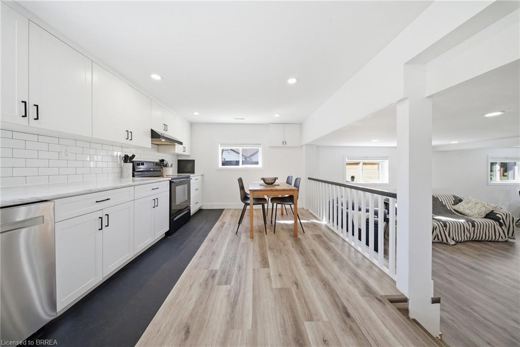 2500 Pinegrove Road Property Photo 14