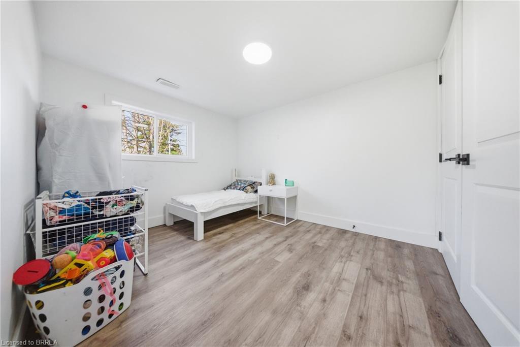 2500 Pinegrove Road Property Photo 21