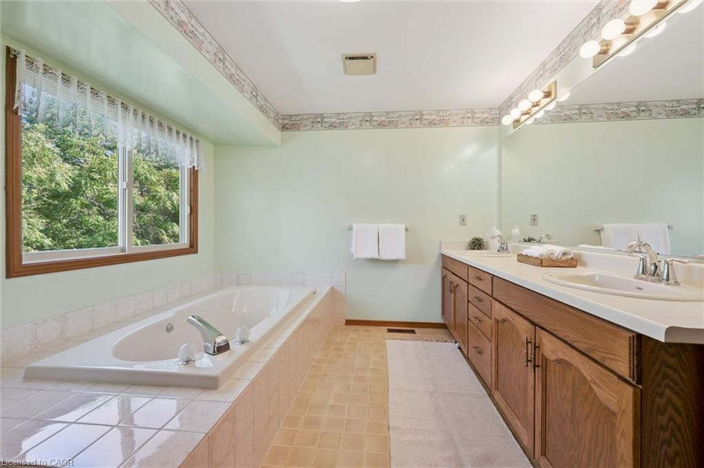 42 Mitton Place Property Photo 29