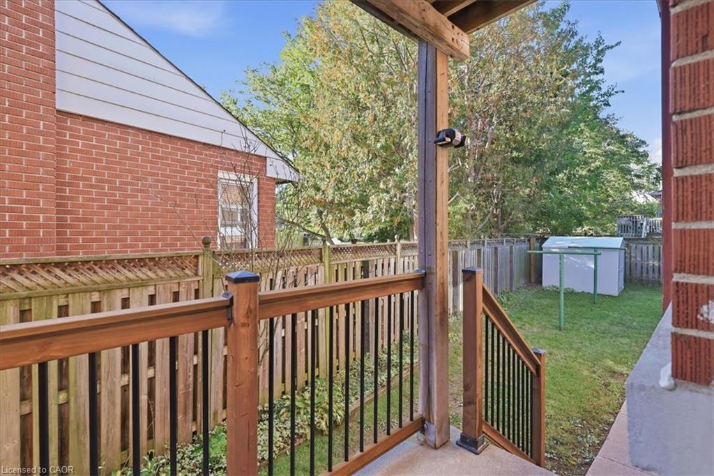 115 Roxborough Avenue Property Photo 27