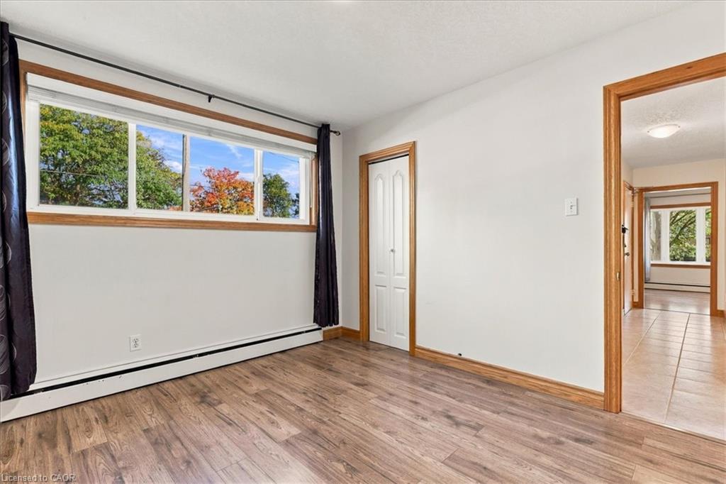 115 Roxborough Avenue Property Photo 30
