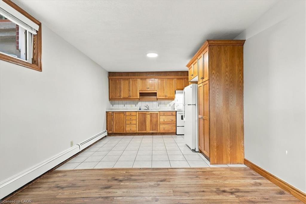 115 Roxborough Avenue Property Photo 37