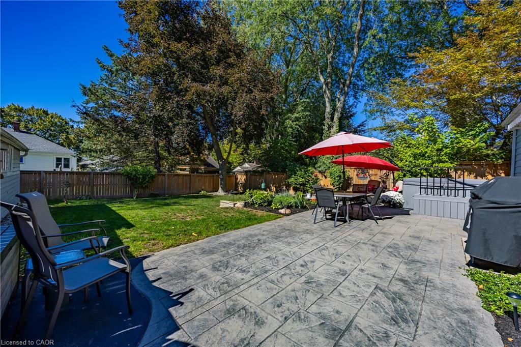 30 Gibson Drive Property Photo 6