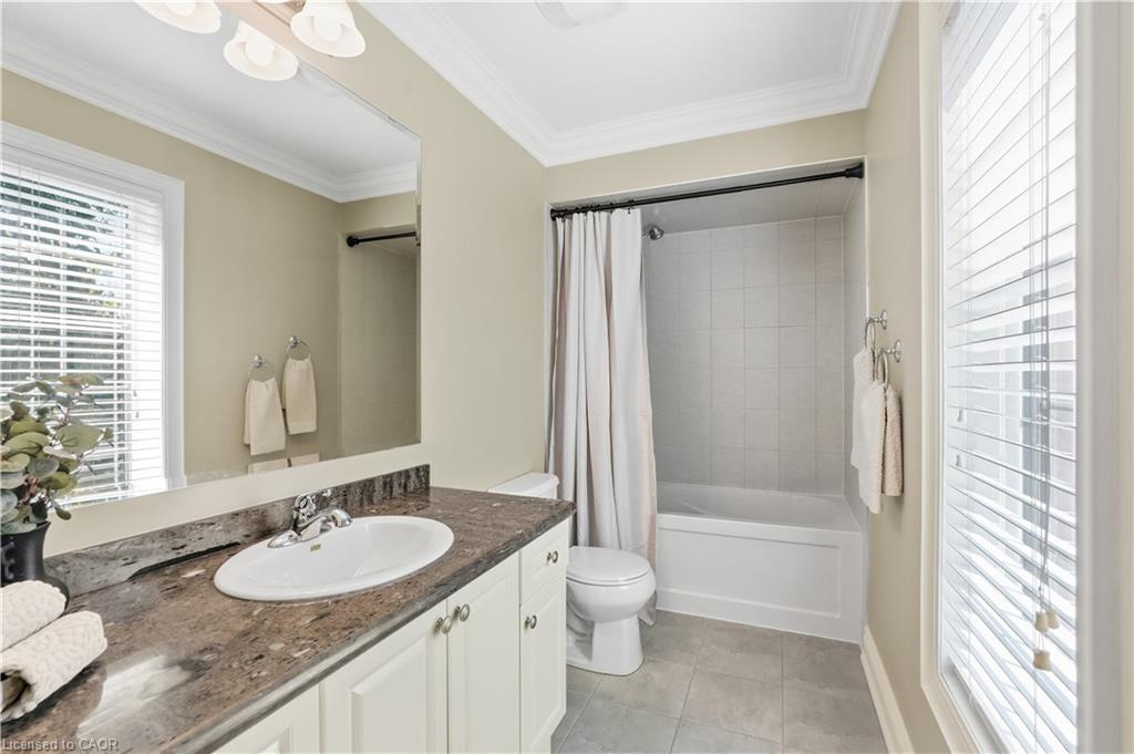 136 Sutherland Crescent Property Photo 43