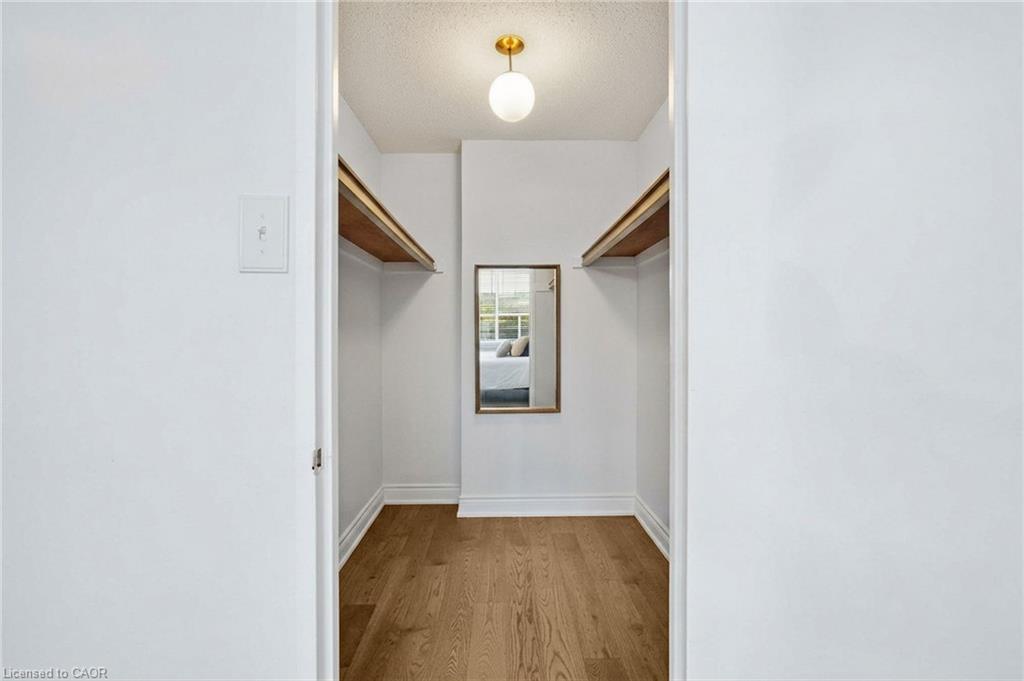 602-2055 Upper Middle Road Property Photo 17