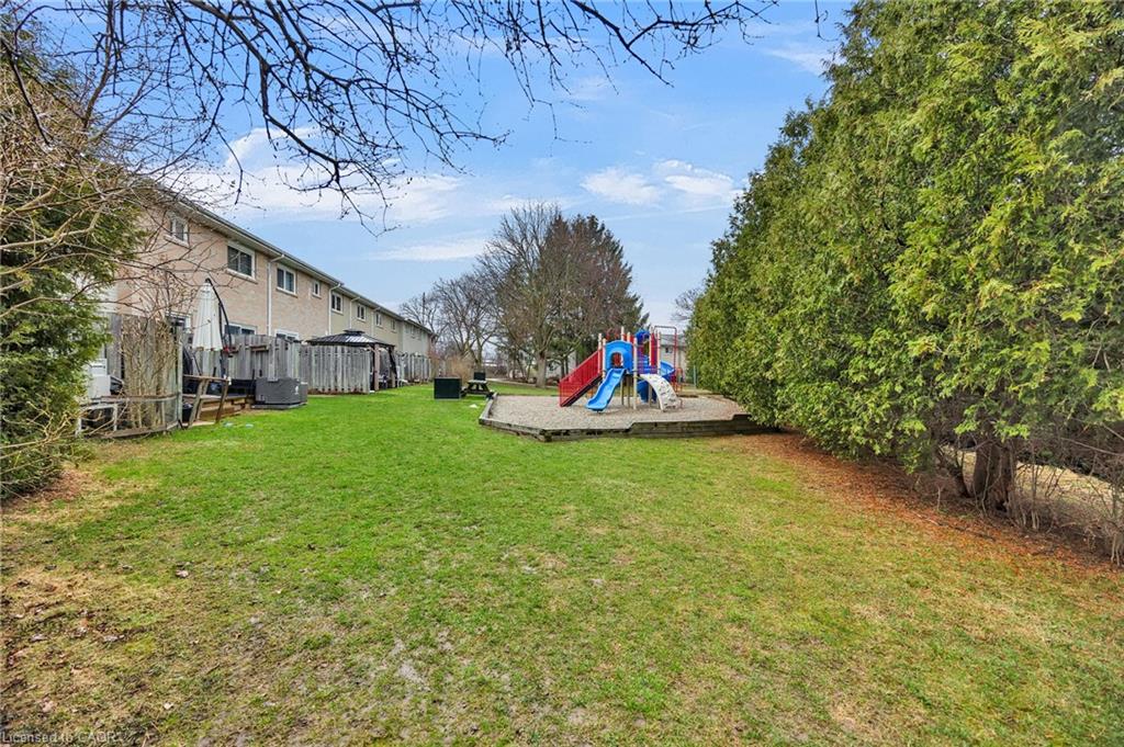 C-655 Albert Street Property Photo 14
