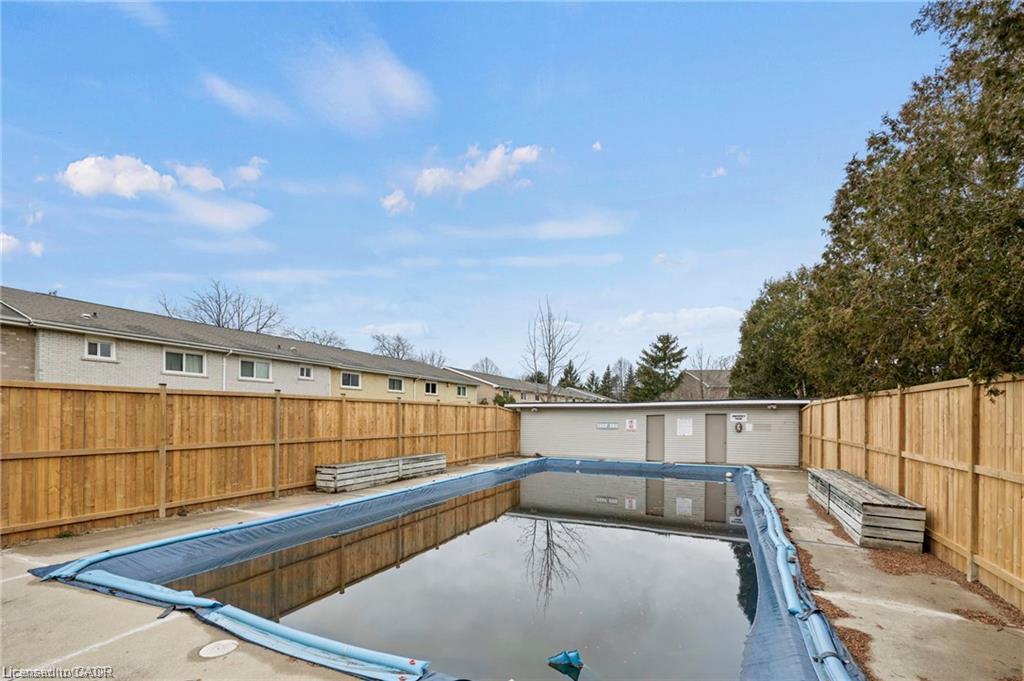 C-655 Albert Street Property Photo 15