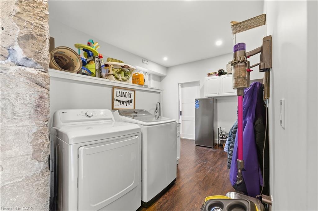 1058 Highway 8 Property Photo 19