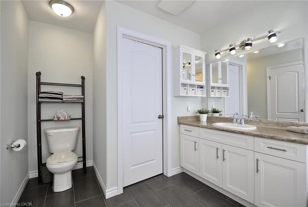82 Curtis Street Property Photo 24