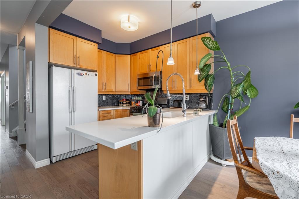 56 Peer Court Property Photo 12