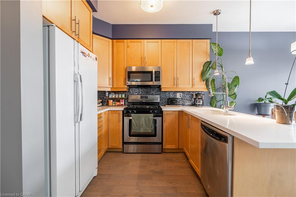 56 Peer Court Property Photo 13