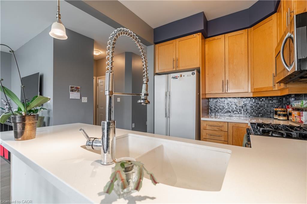 56 Peer Court Property Photo 15