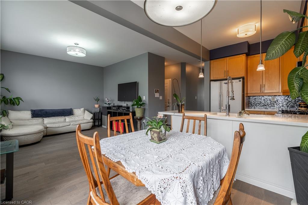 56 Peer Court Property Photo 18