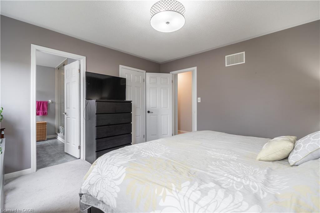 56 Peer Court Property Photo 30