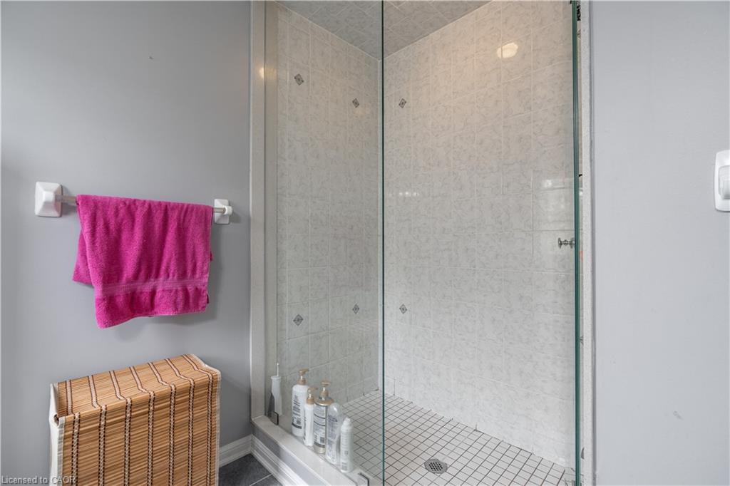 56 Peer Court Property Photo 32
