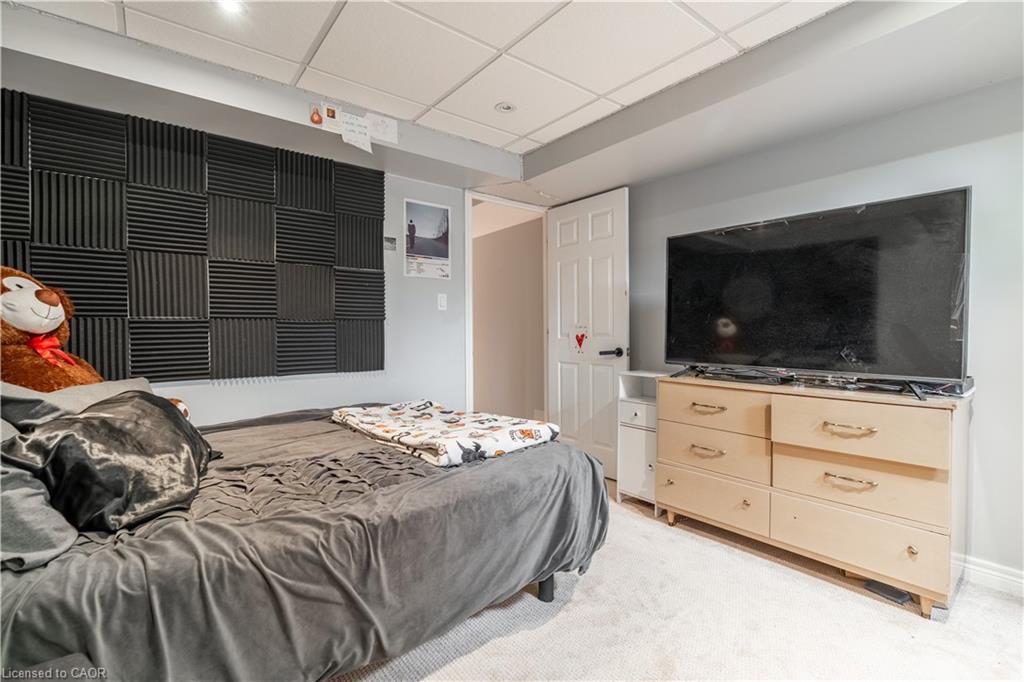 56 Peer Court Property Photo 36